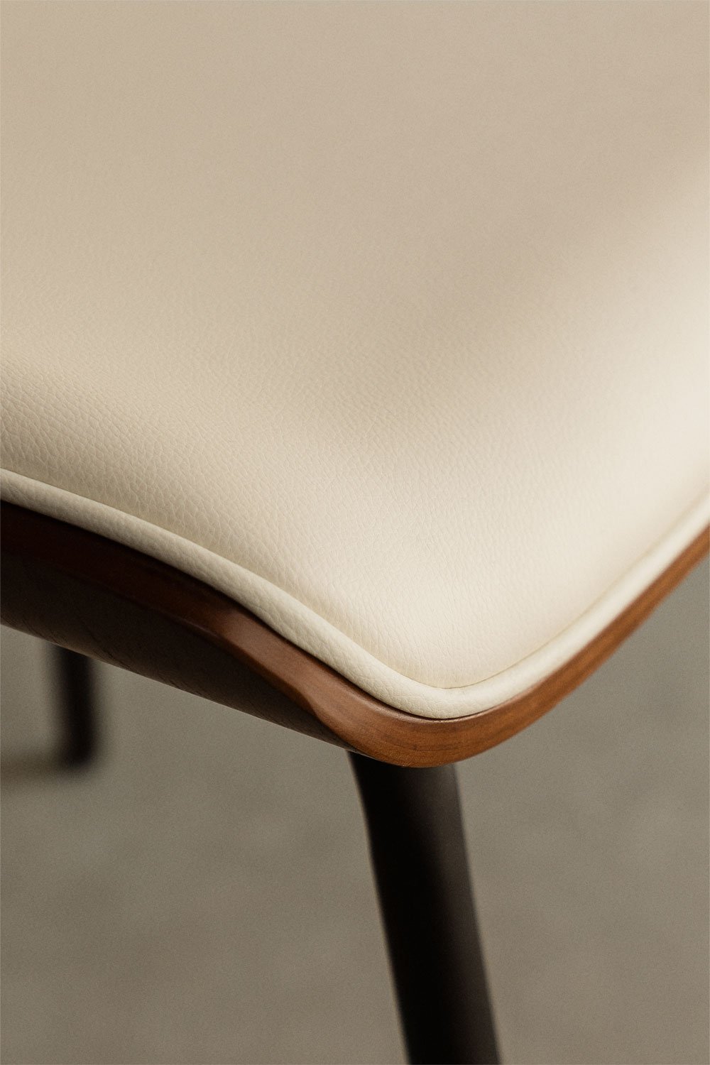 Silla de comedor en madera, ratán y polipiel Raysa   , imagen de galería 3