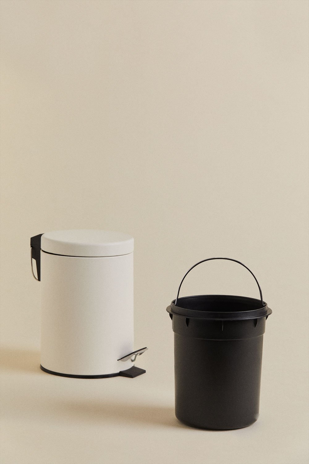 Papelera pedal 3L en hierro Eiden , imagen de galería 6