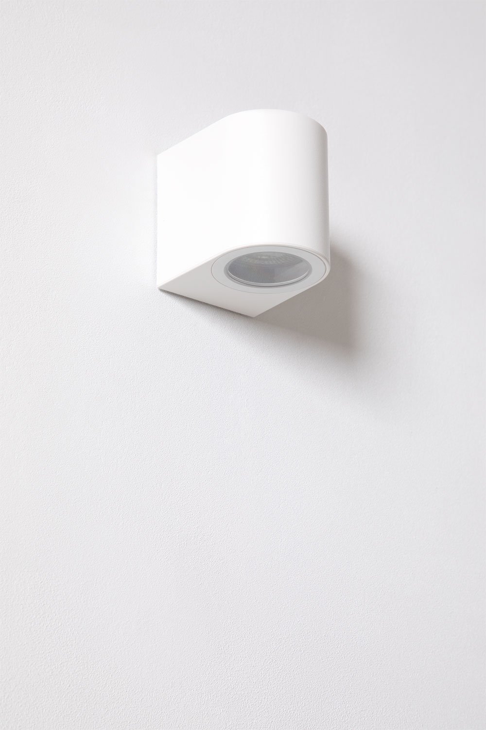 Aplique de pared para exterior Xilven, imagen de galería 1