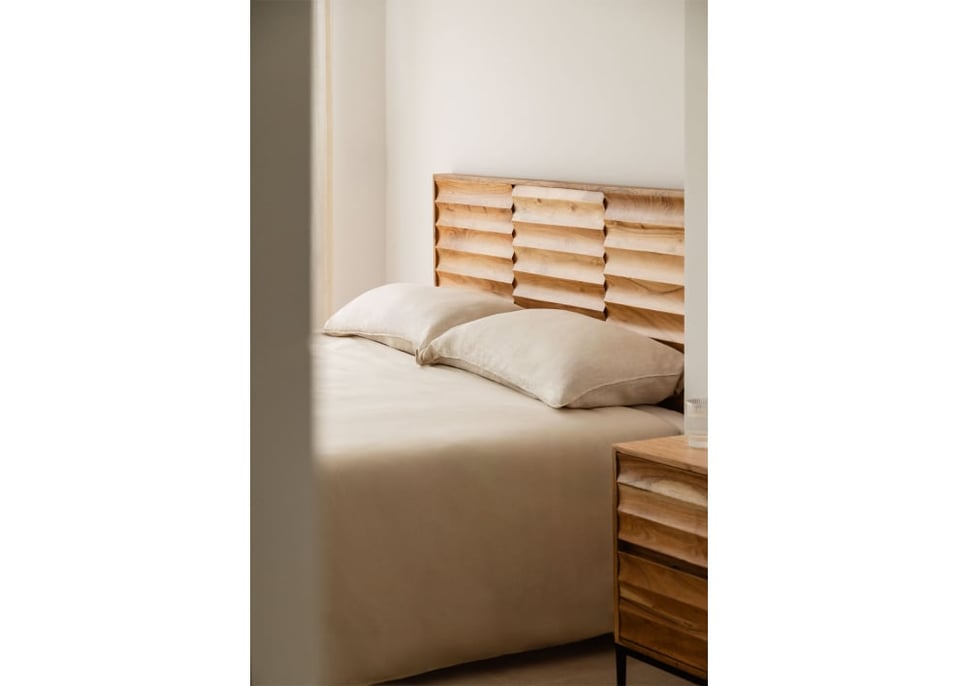 Cabecero para cama de 150cm en madera de acacia Petter