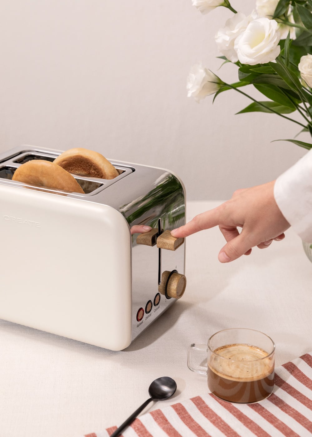 CREATE - TOAST RETRO - Tostadora para rebanadas anchas, imagen de galer&iacute;a 3