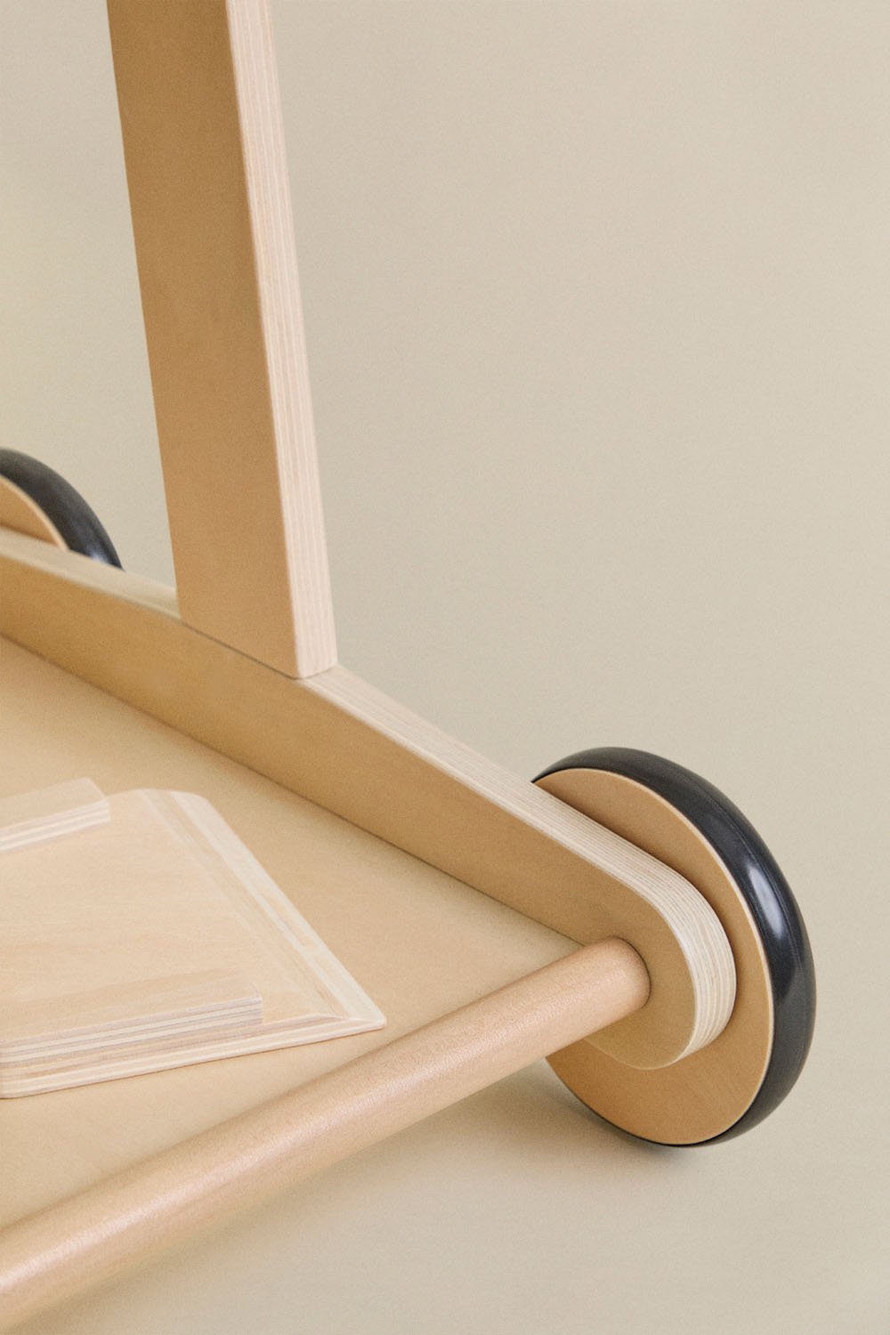 Carrito de limpieza en madera Ashley Kids, imagen de galería 6