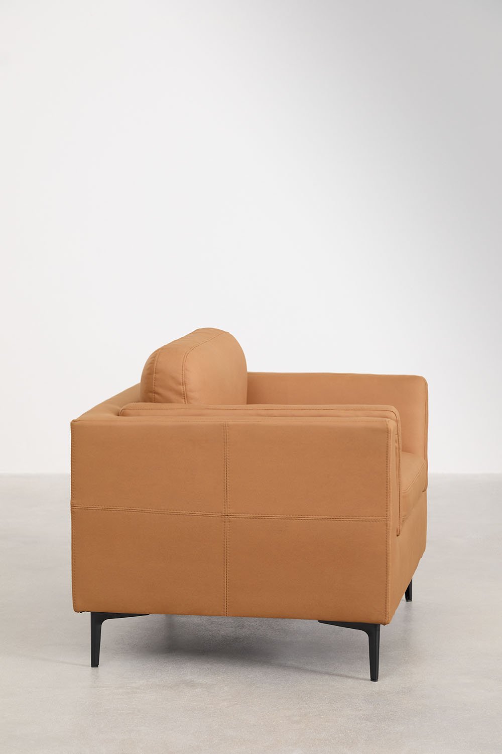 Sillón en polipiel Soren     , imagen de galería 4
