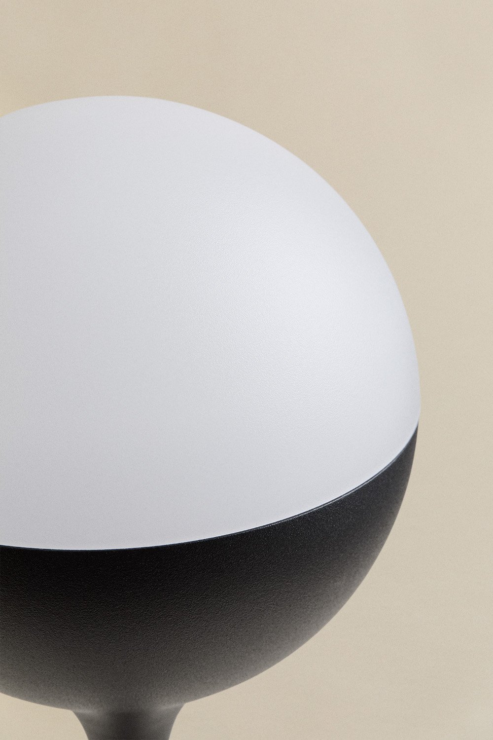 Baliza LED de exterior en aluminio Uveron Design, imagen de galería 4