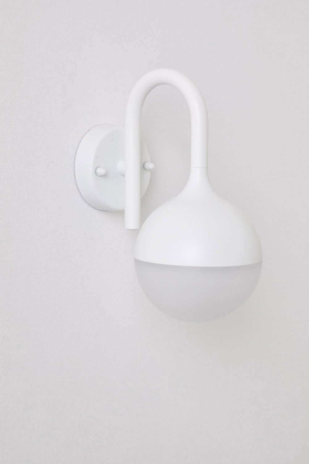 Lámpara de pared LED para exterior en aluminio Uveron , imagen de galería 1