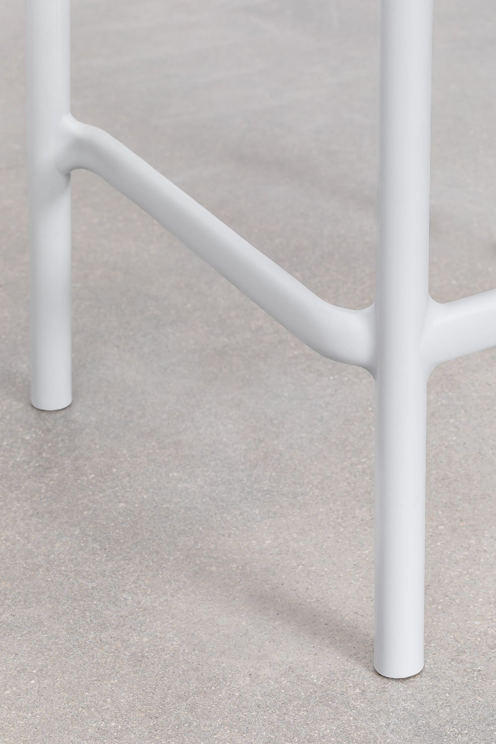 Pack de 4 taburetes altos de jardín 65 cm apilables en polipropileno blanco gardenia Wendell, imagen de galer&iacute;a 7