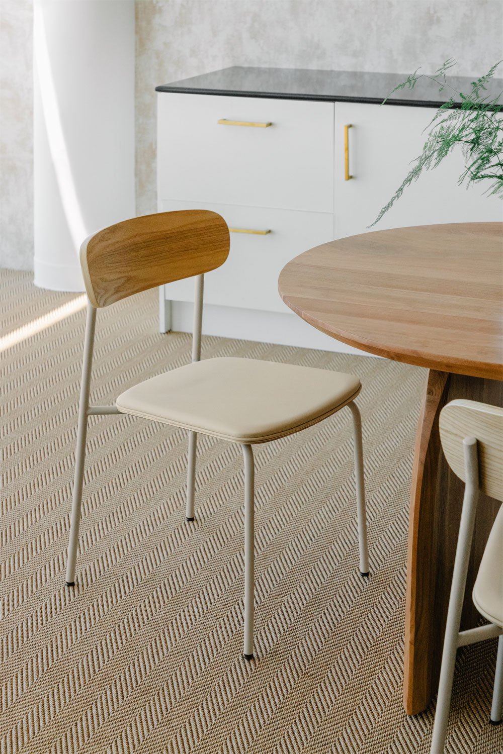 Silla de Comedor Apilable en Polipiel Wilpier , imagen de galería 1