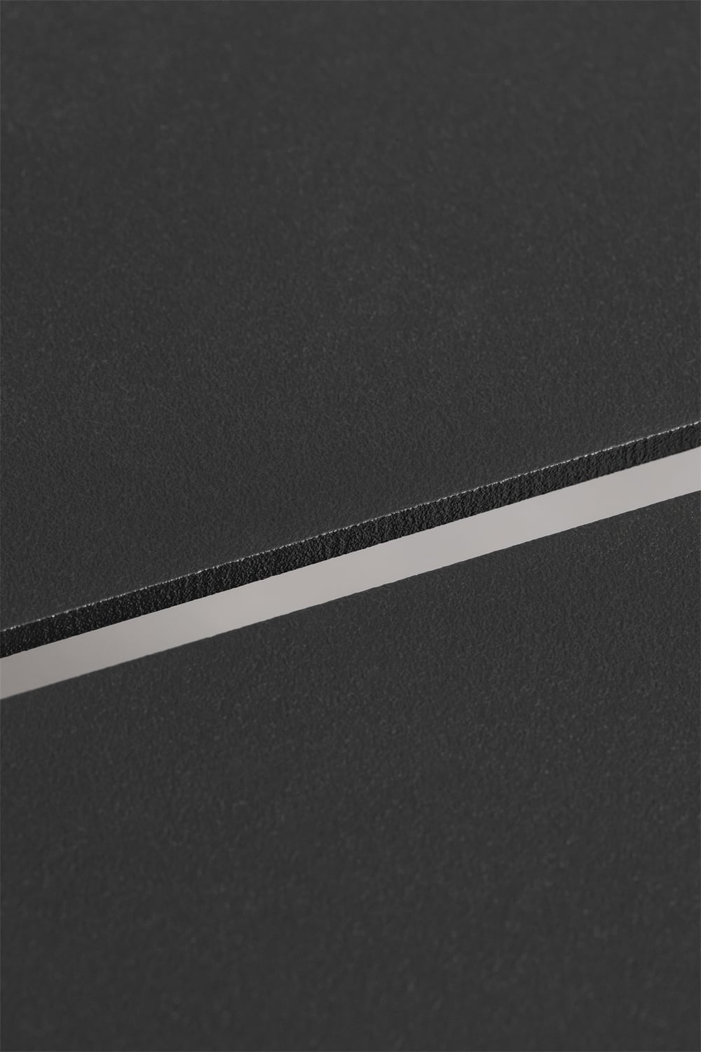 Mesa de comedor redonda Ø110 cm en aluminio Elton, imagen de galer&iacute;a 3