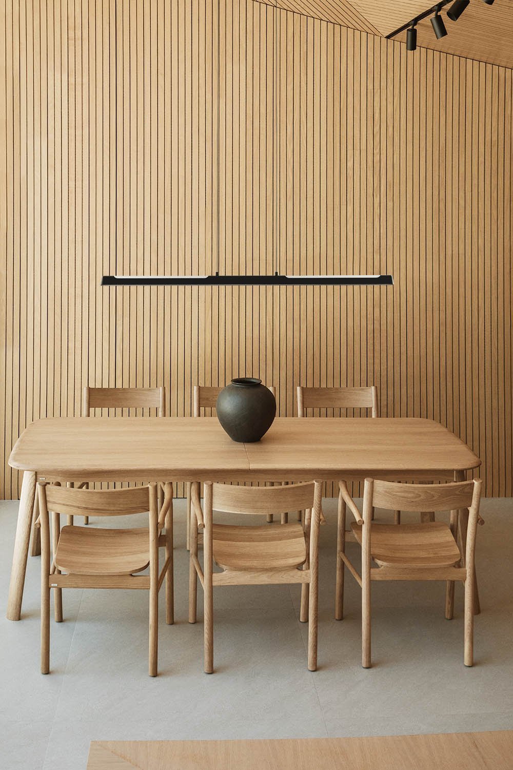 Mesa de comedor extensible en madera de roble (220-320x95 cm) Treveris, imagen de galería 1