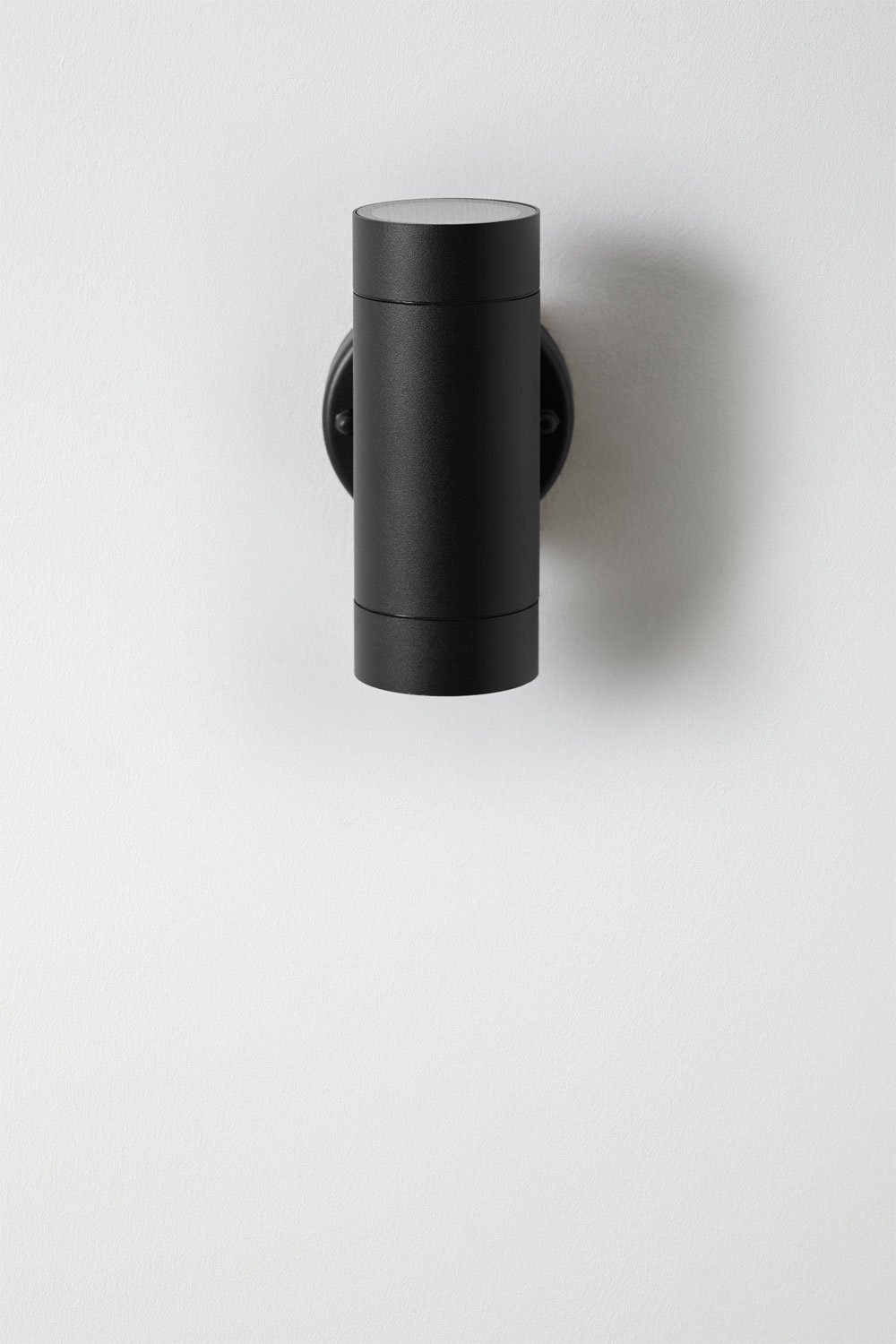 Aplique de pared para exterior en aluminio con 2 puntos de luz Jaxten, imagen de galer&iacute;a 3