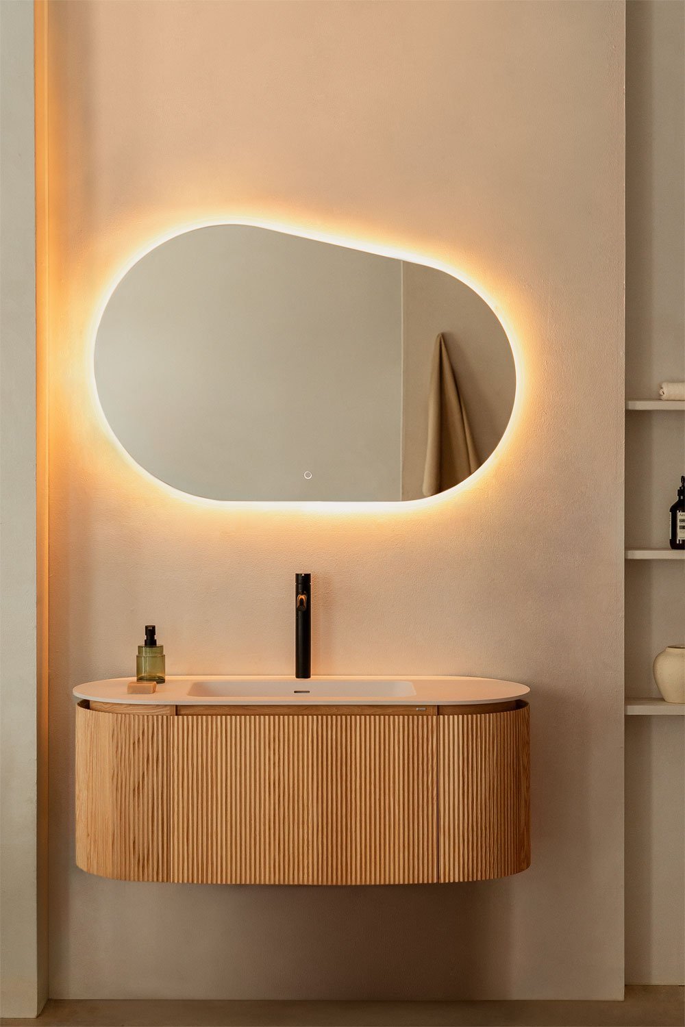 Espejo ovalado para baño con luz LED y antivaho Meunier, imagen de galería 2