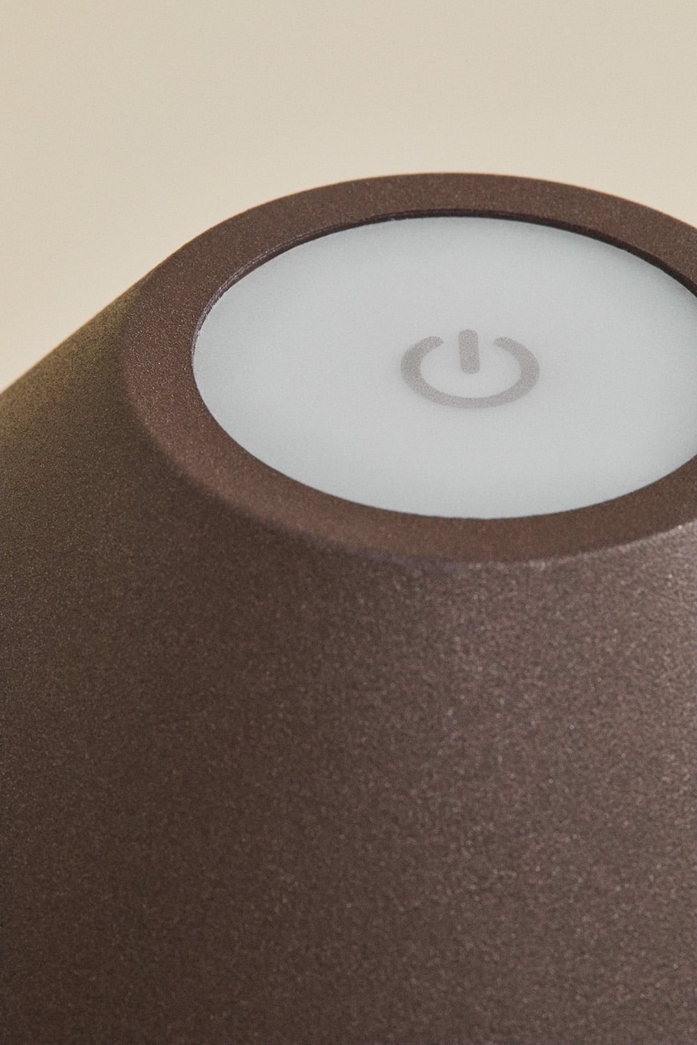 Lámpara de mesa LED inalámbrica para exterior Nebida, imagen de galer&iacute;a 6