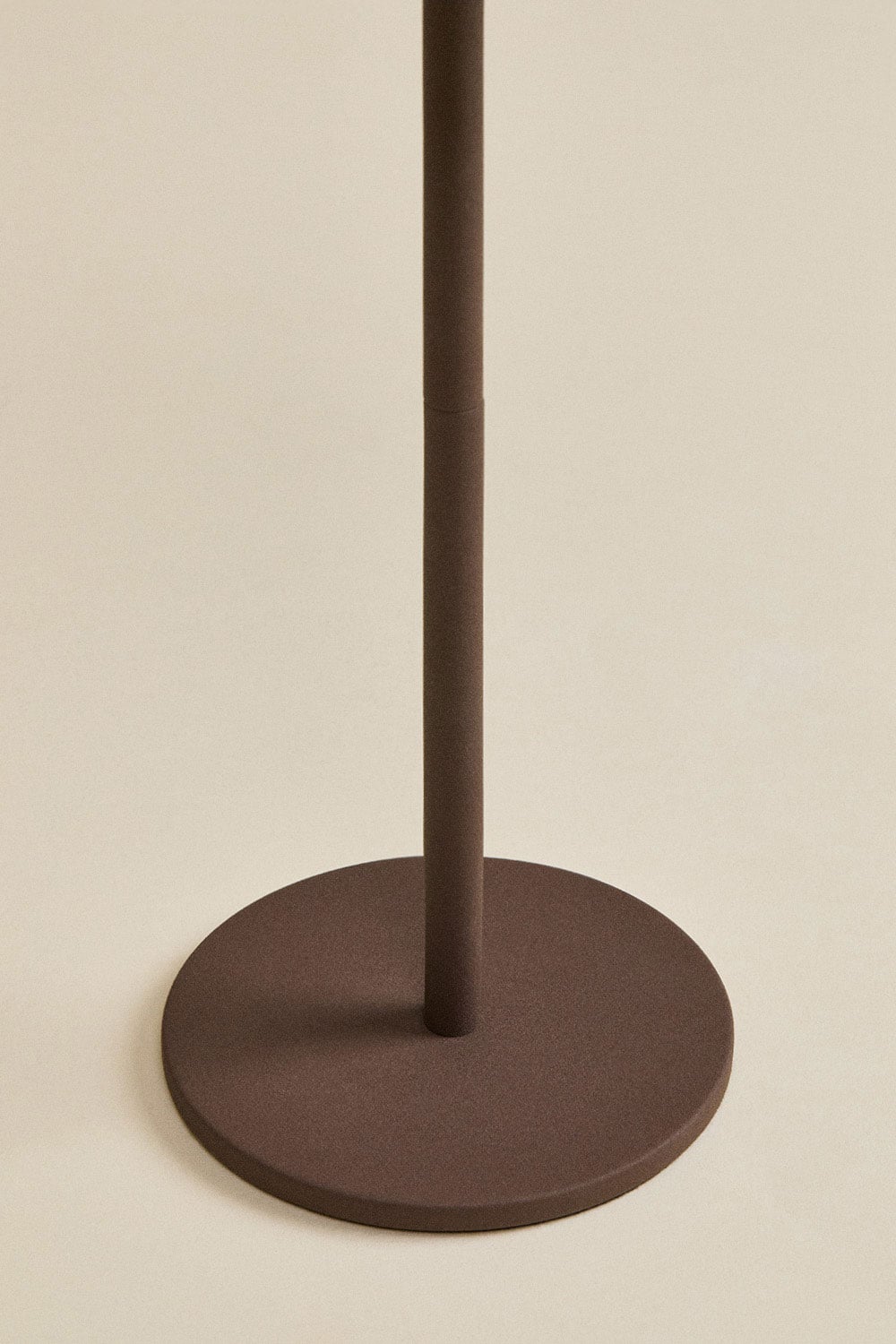 Lámpara de mesa LED inalámbrica para exterior Nebida, imagen de galer&iacute;a 7