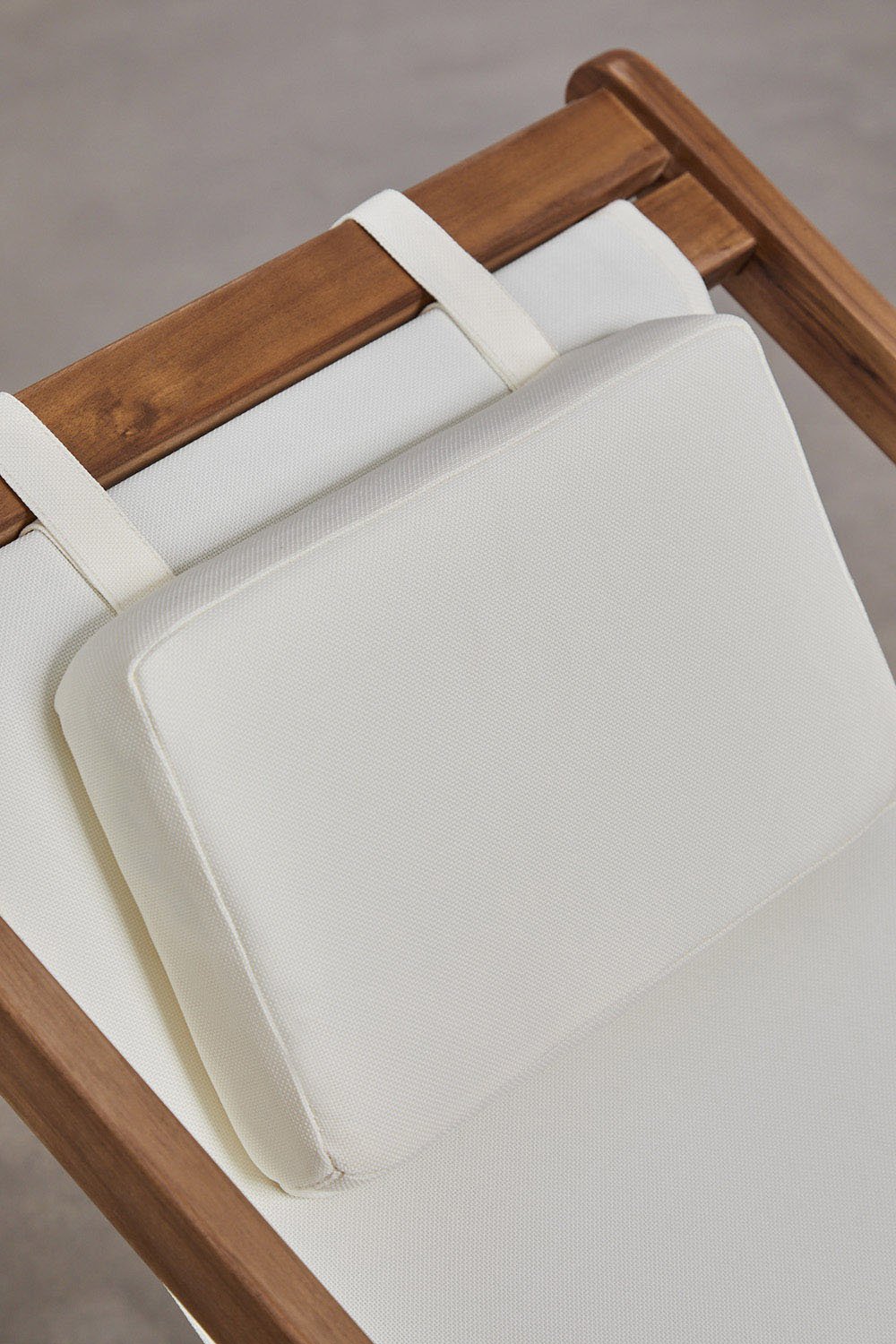 Hamaca plegable con cojín en madera Kardis , imagen de galer&iacute;a 6