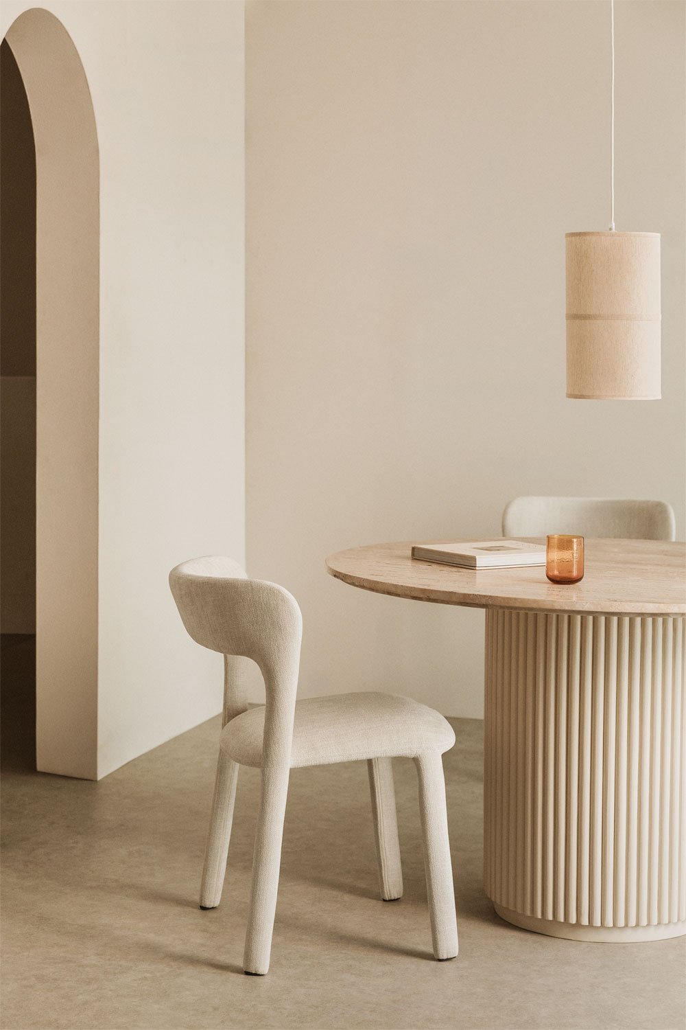 Silla de comedor apilable tapizada Brusel, imagen de galería 1