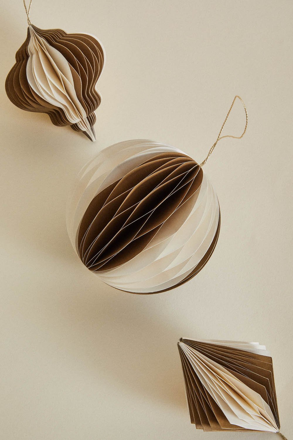 Set de 3 adornos de Navidad en papel Doreimi , imagen de galería 3