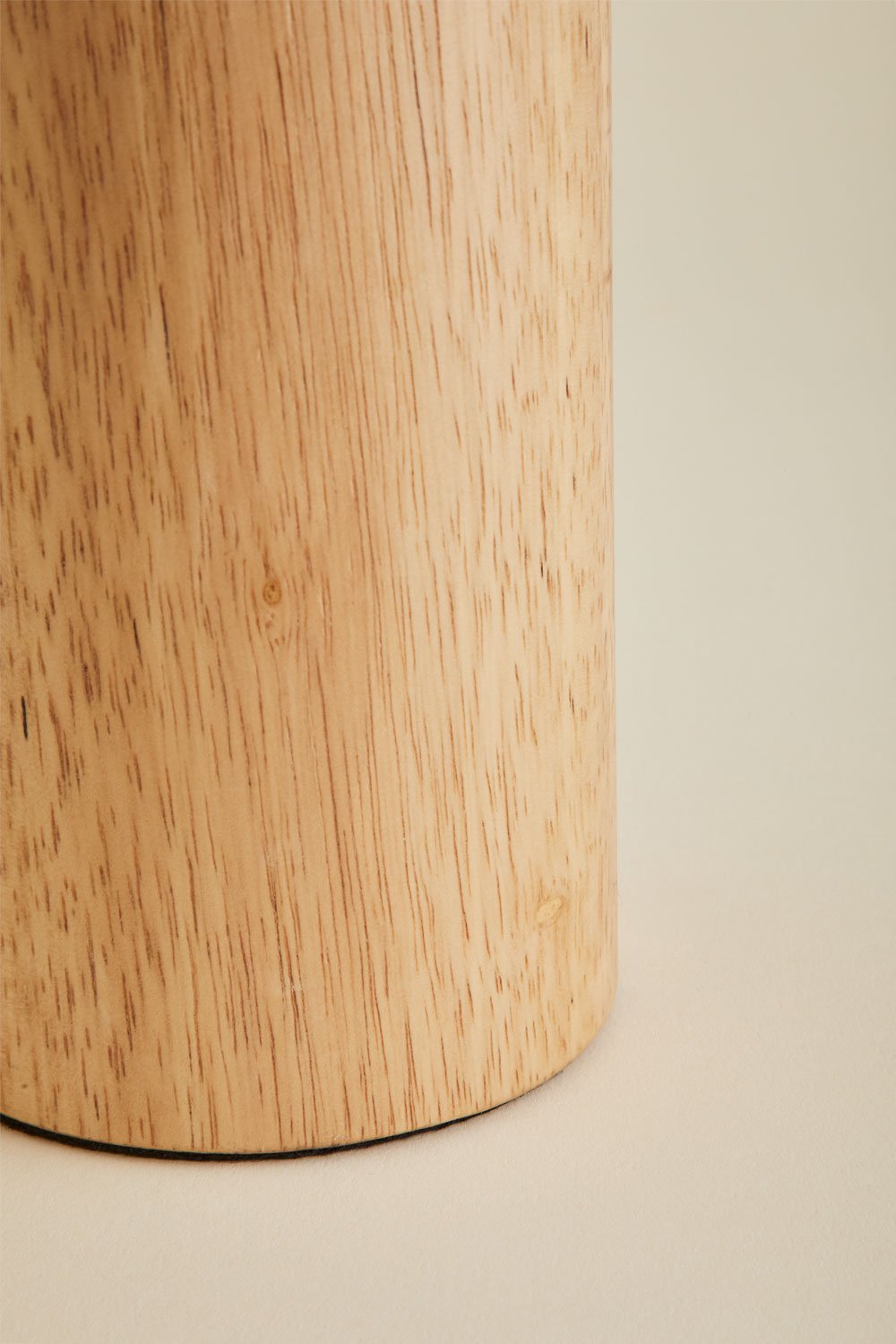 Lámpara de Mesa en Madera de Caucho Gaines             , imagen de galería 4