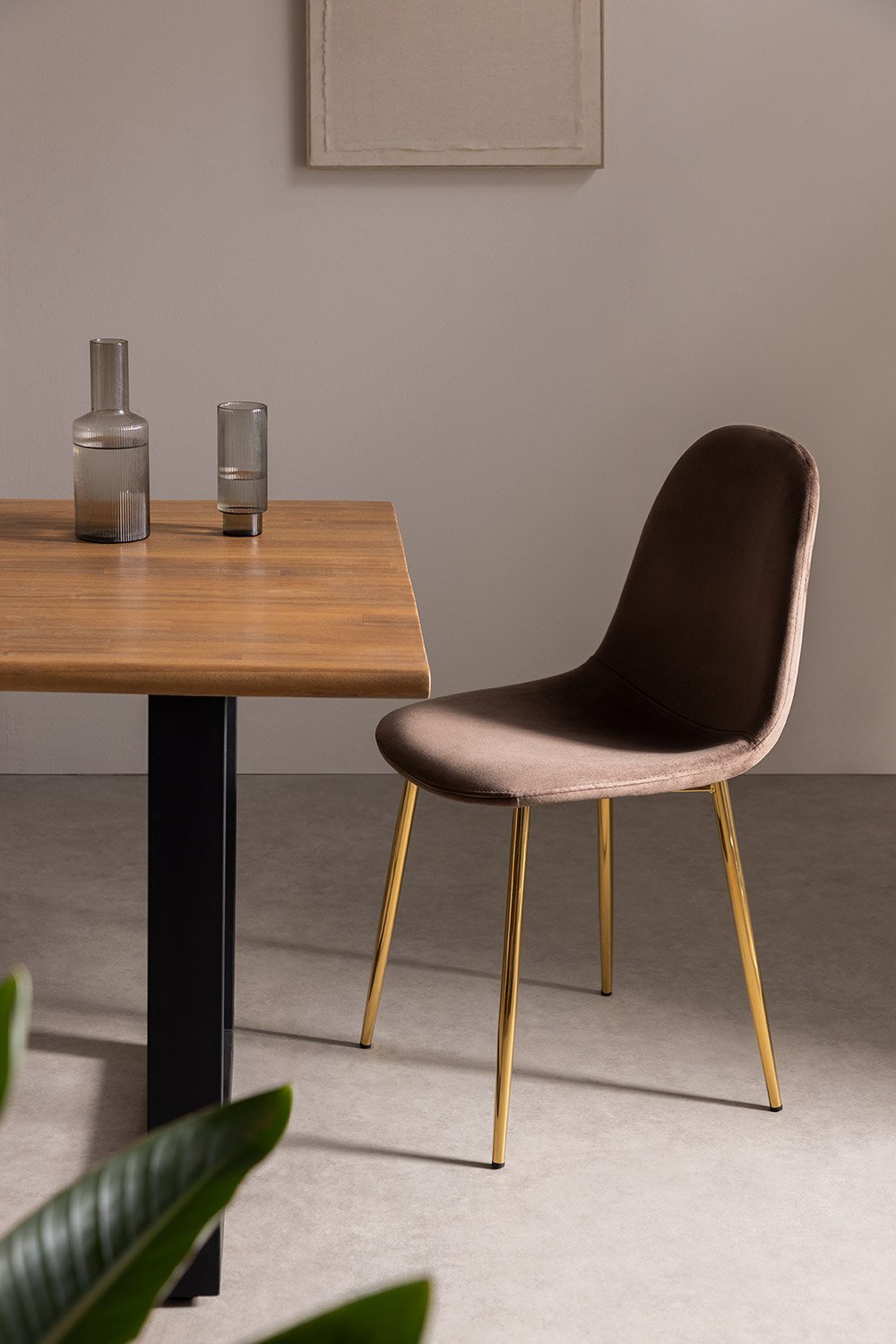 Silla de comedor en terciopelo Glamm  , imagen de galería 1