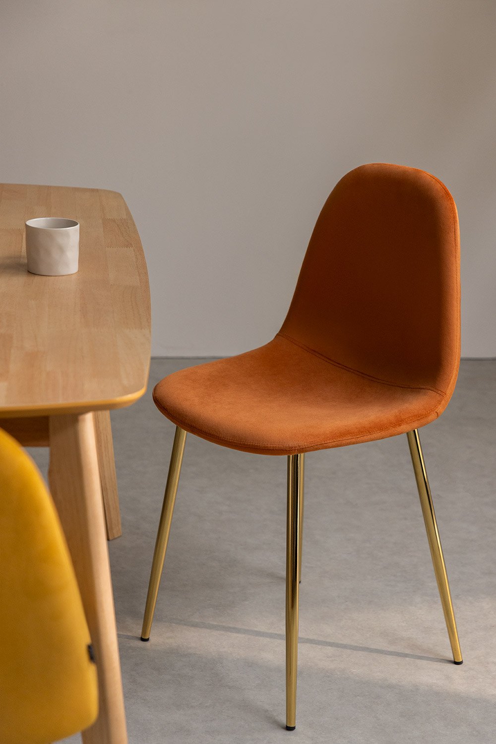 Silla de comedor en terciopelo Glamm  , imagen de galería 1