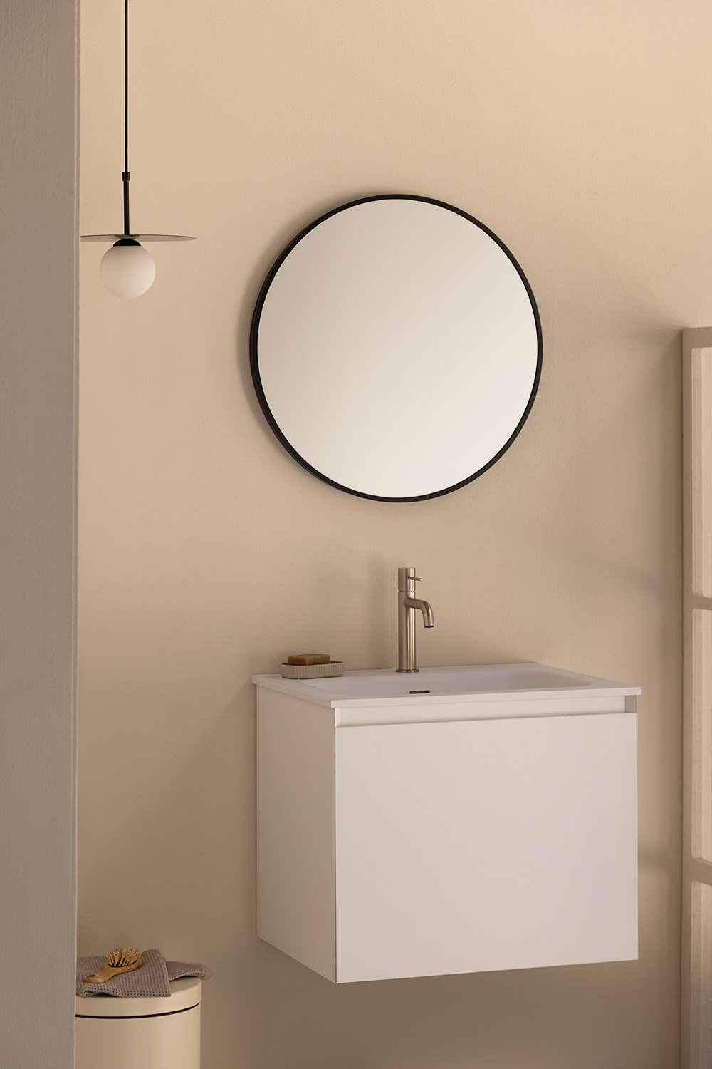 Conjunto de mueble de baño en madera con lavabo integrado Macrae    , imagen de galería 1