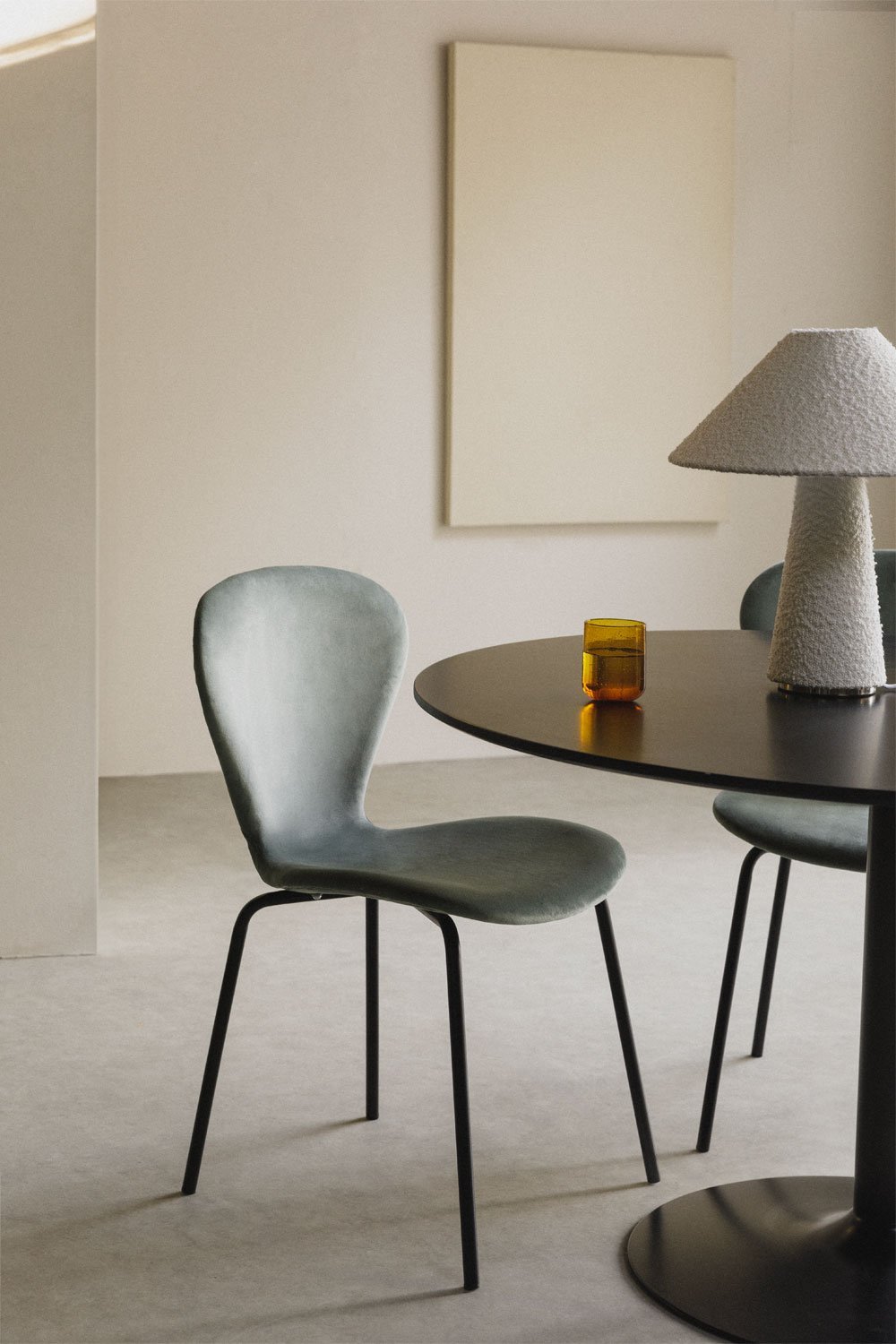 Silla de Comedor Apilable en Terciopelo Uit, imagen de galería 1