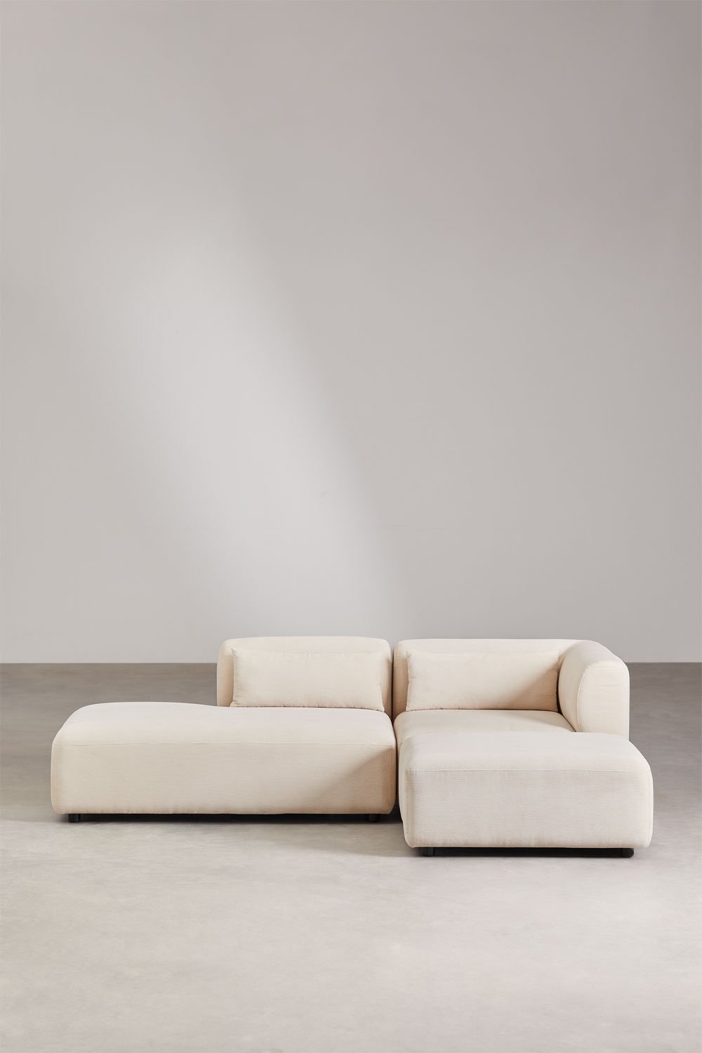 Sofá modular esquinero de 2 piezas con diván izquierdo y puff Fogler, imagen de galería 3