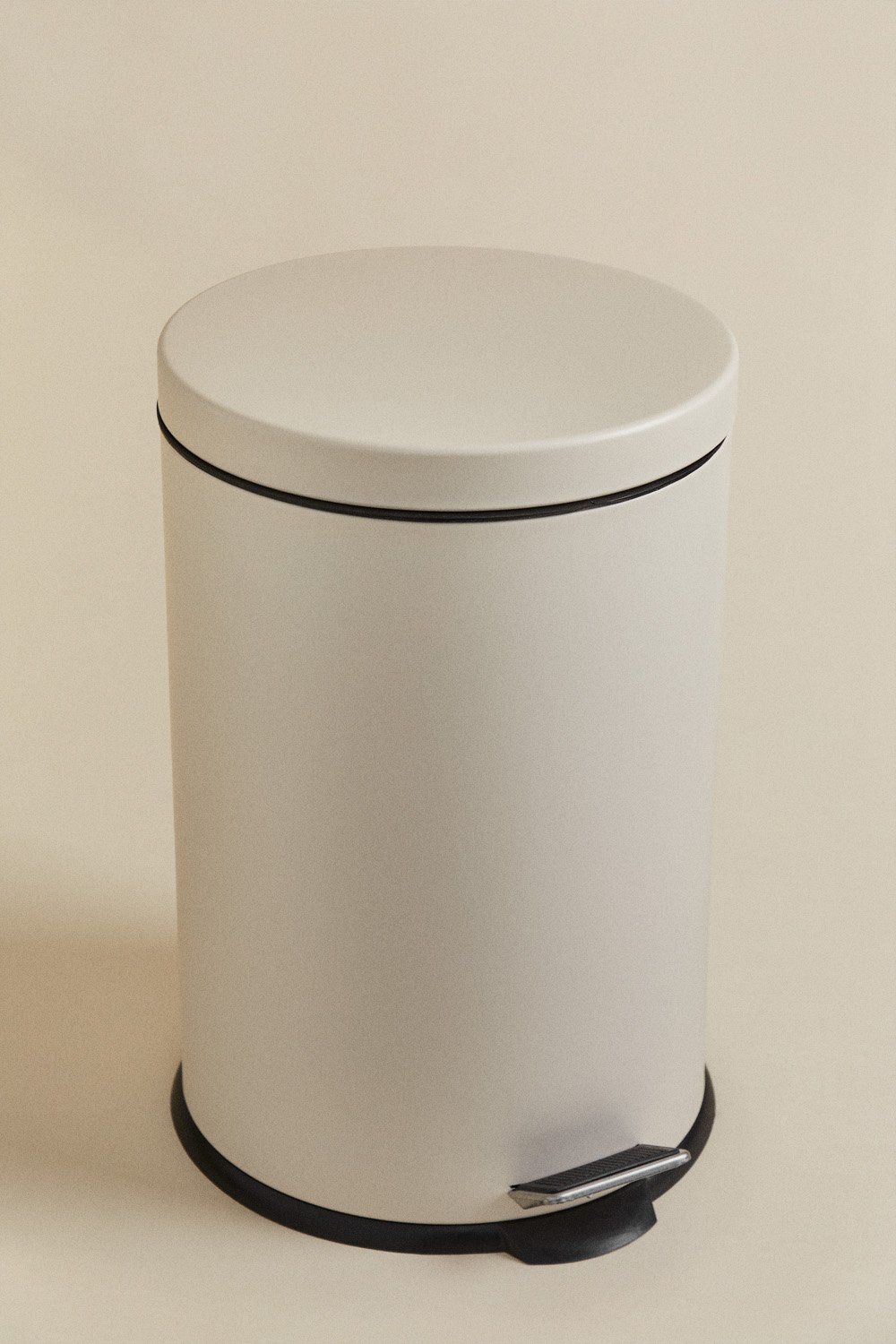 Cubo de basura con tapa y pedal Eiden, imagen de galería 1