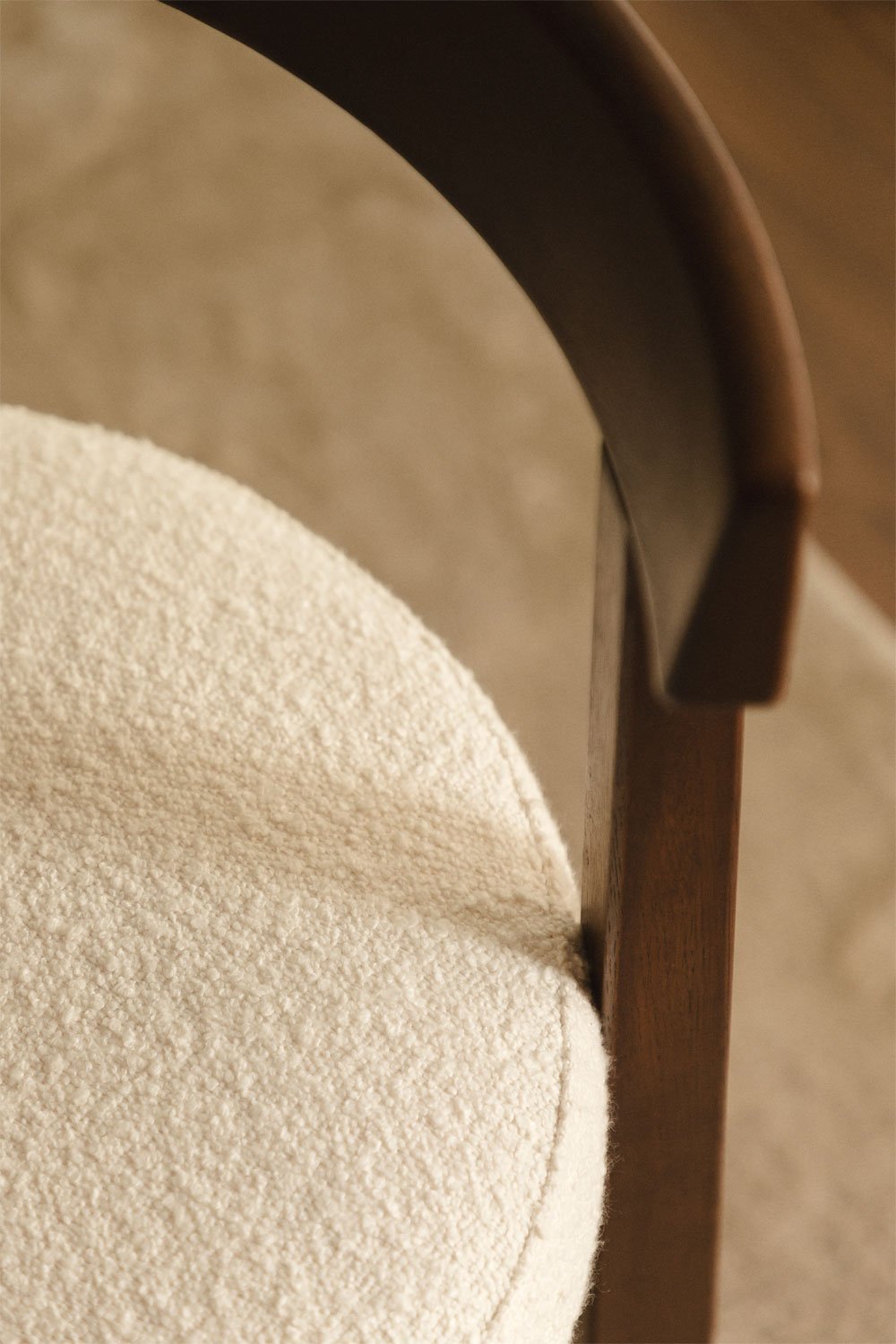 Silla de comedor en madera de roble y tela bouclé Manila, imagen de galería 2