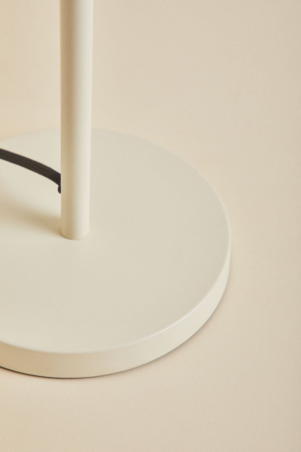 Lámpara de mesa direccionable en hierro Amaranto , imagen de galer&iacute;a 7