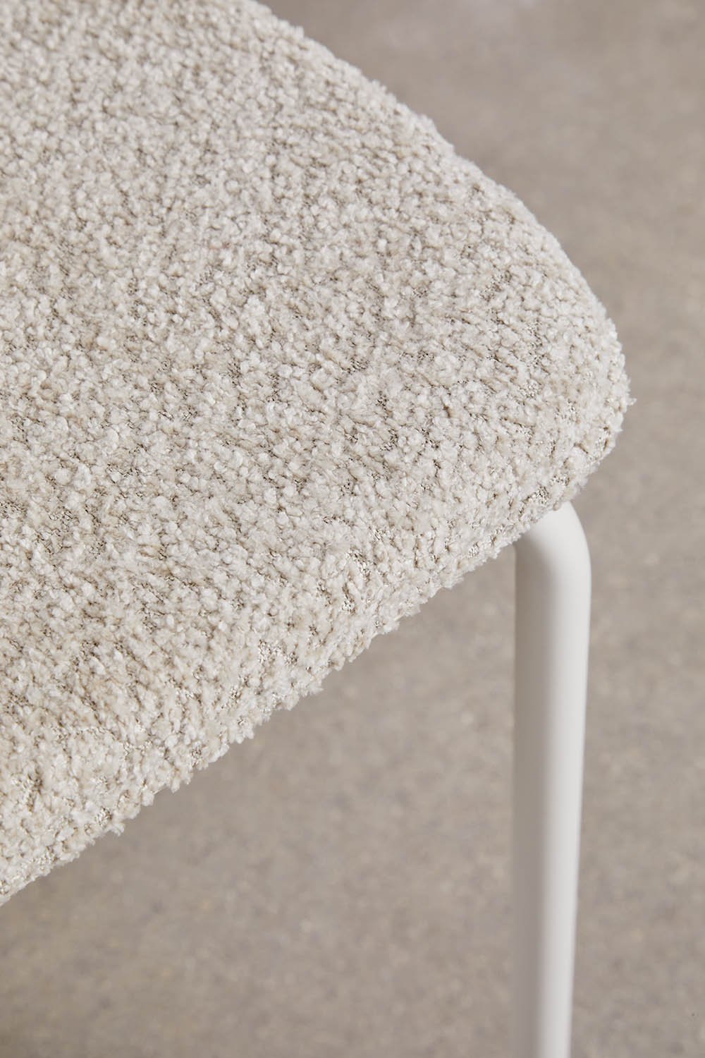 Silla de comedor apilable en hierro y madera Wilpier, imagen de galería 7