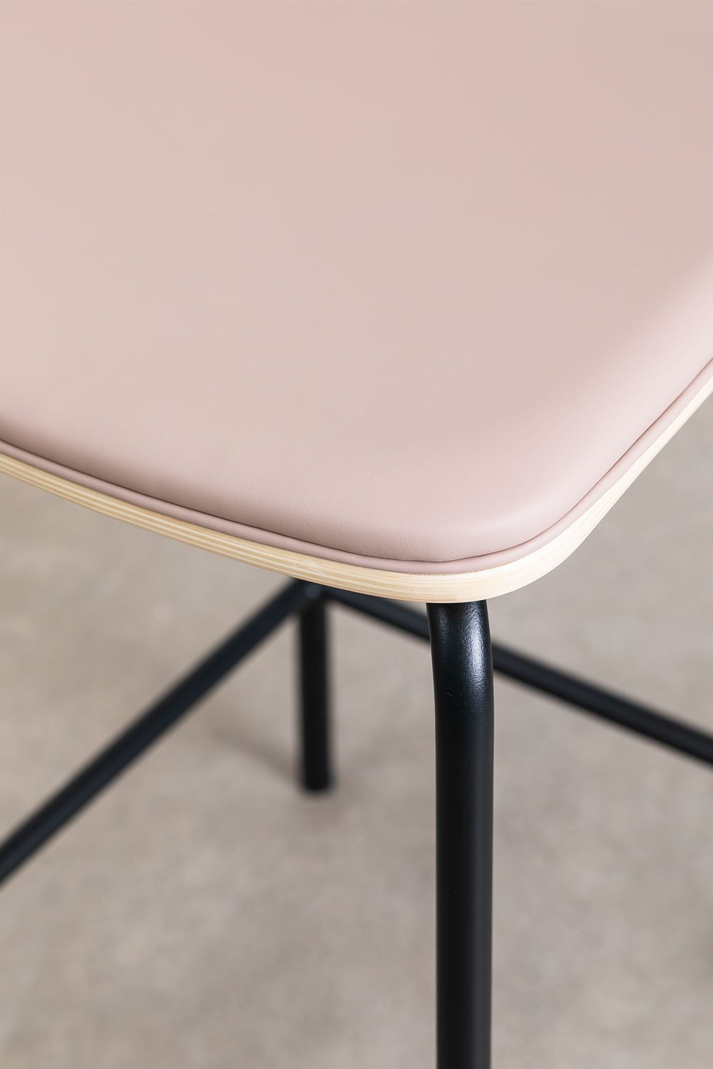 Taburete alto apilable 65cm en hierro y madera Wilpier, imagen de galería 6