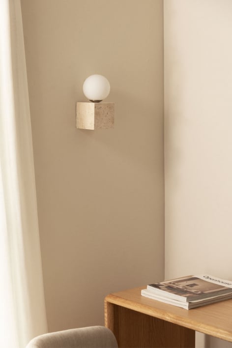 Aplique de pared cuadrado en travertino con bola de cristal Davise