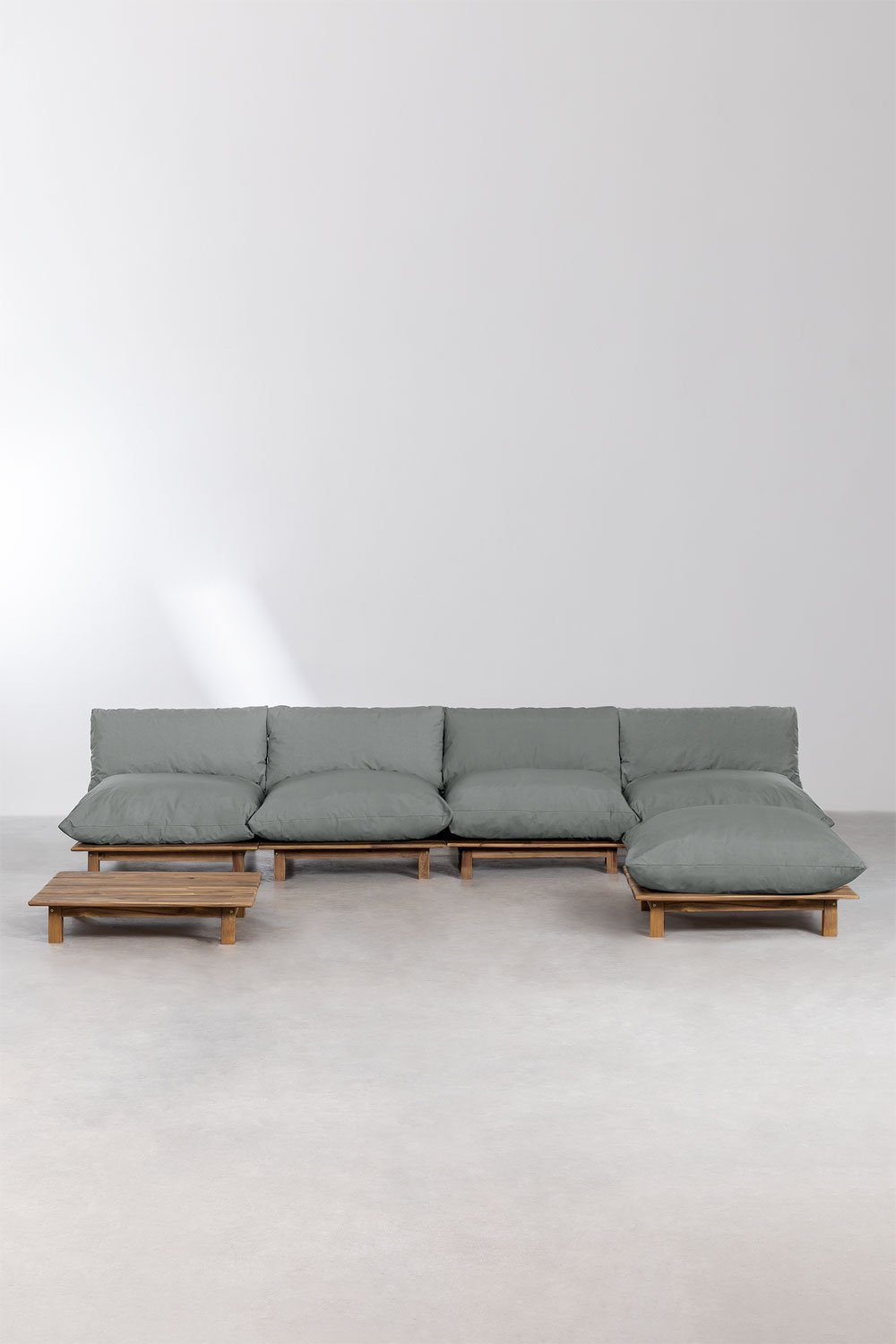 Conjunto de jardín con sofá modular reclinable de 4 piezas, mesa de centro y puff en madera de acacia Brina         , imagen de galería 4