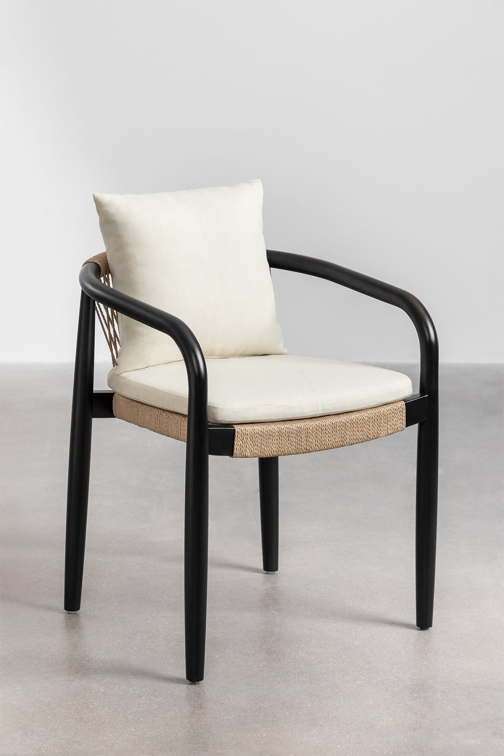 Pack de 2 sillas de jardín con reposabrazos en acacia Giulia, imagen de galería 2