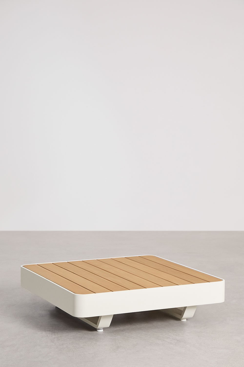 Mesa de centro cuadrada en aluminio y madera de teca (90x90 cm) Yarilo, imagen de galería 1