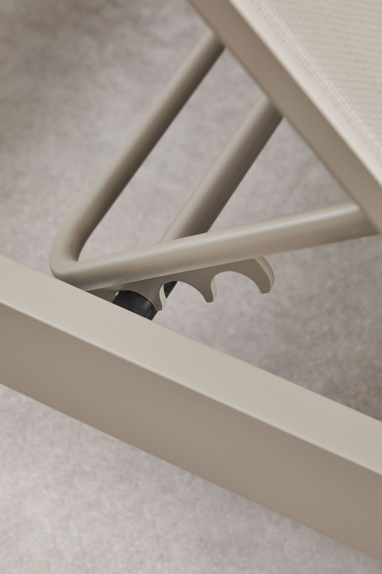 Pack de 2 tumbonas reclinables en aluminio con cojín Akelia , imagen de galer&iacute;a 8