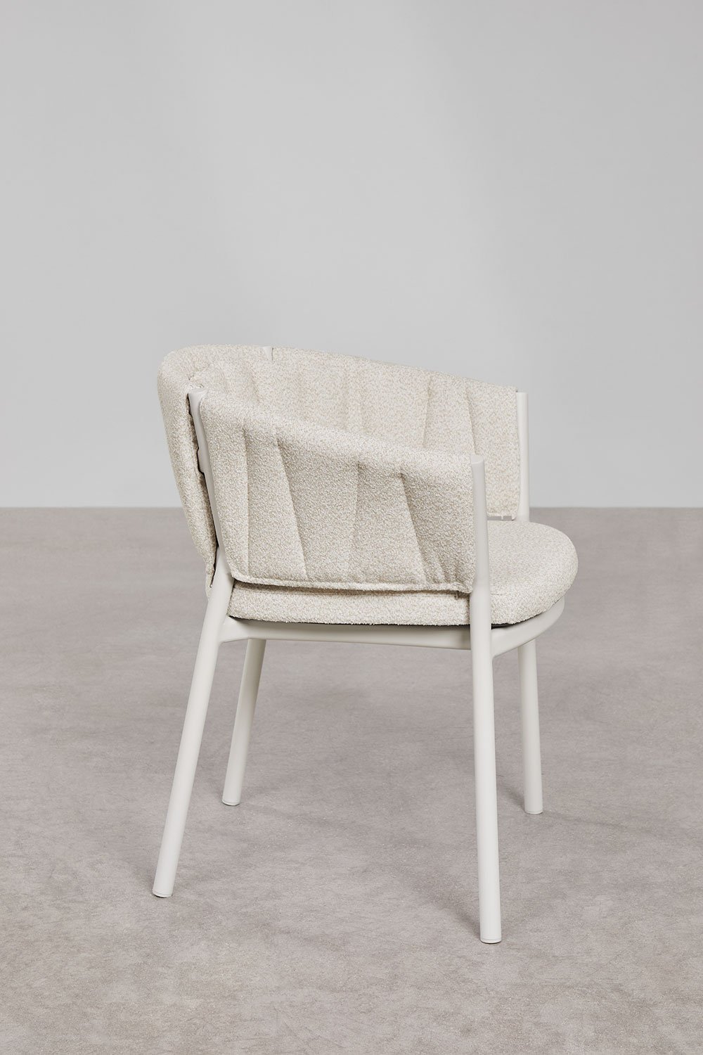 Silla de comedor con reposabrazos en alumino y tela Roderise, imagen de galería 2