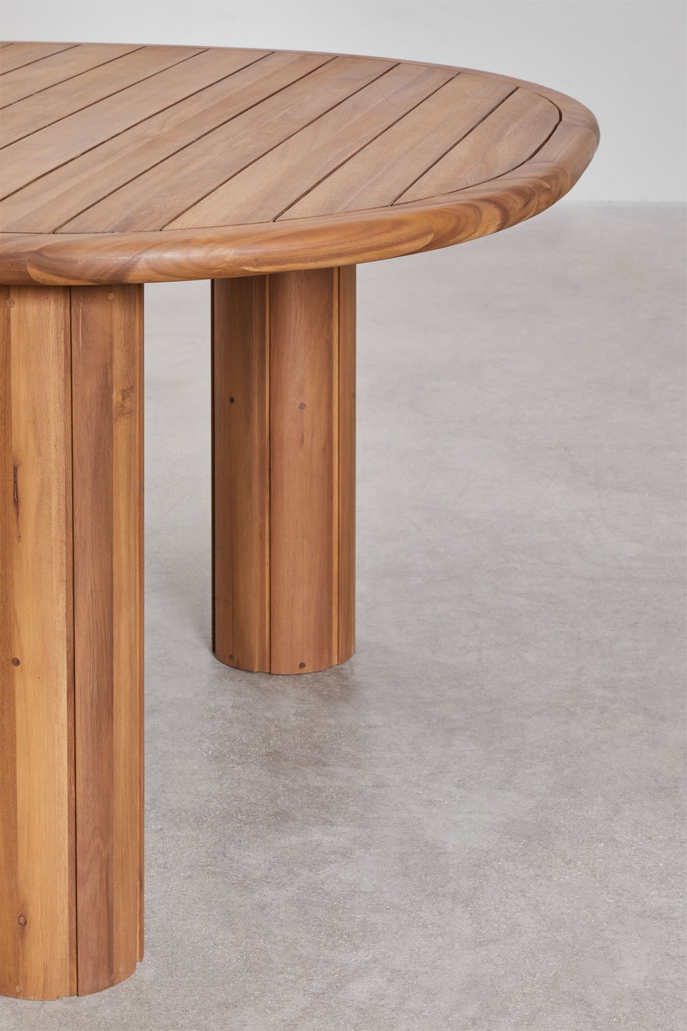 Mesa de comedor ovalada en madera de acacia Ginara, imagen de galer&iacute;a 4