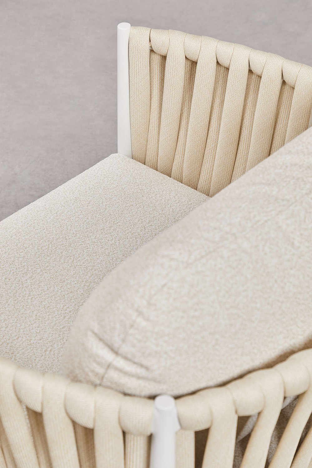 Sillón en aluminio y tela bouclé Sereilen, imagen de galería 2