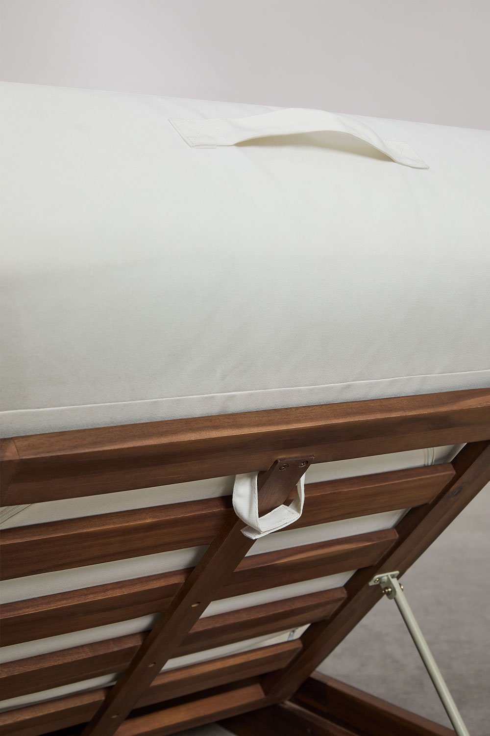 Tumbona reclinable en madera de acacia Lecia, imagen de galería 7