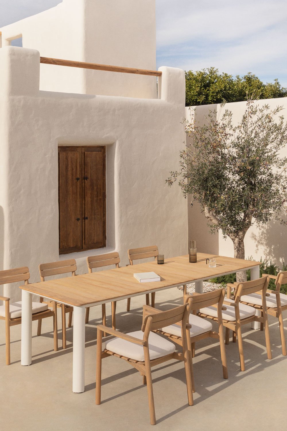 Mesa de jardín rectangular en aluminio y madera de teca Sirka, imagen de galería 1