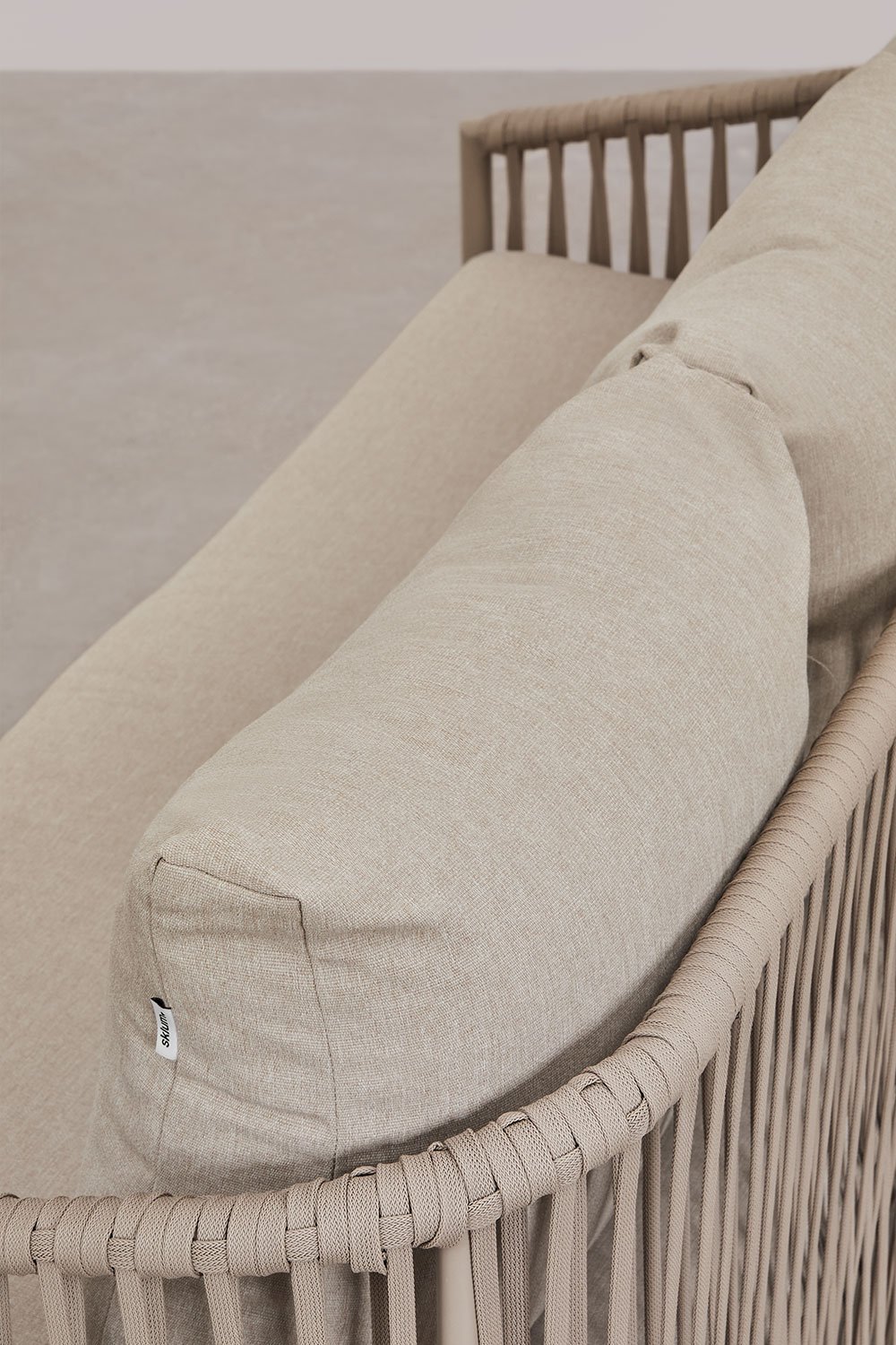 Conjunto de jardín con sofá de 2 plazas, 2 sillones y mesas de centro en aluminio y cuerda trenzada Sophie, imagen de galer&iacute;a 8