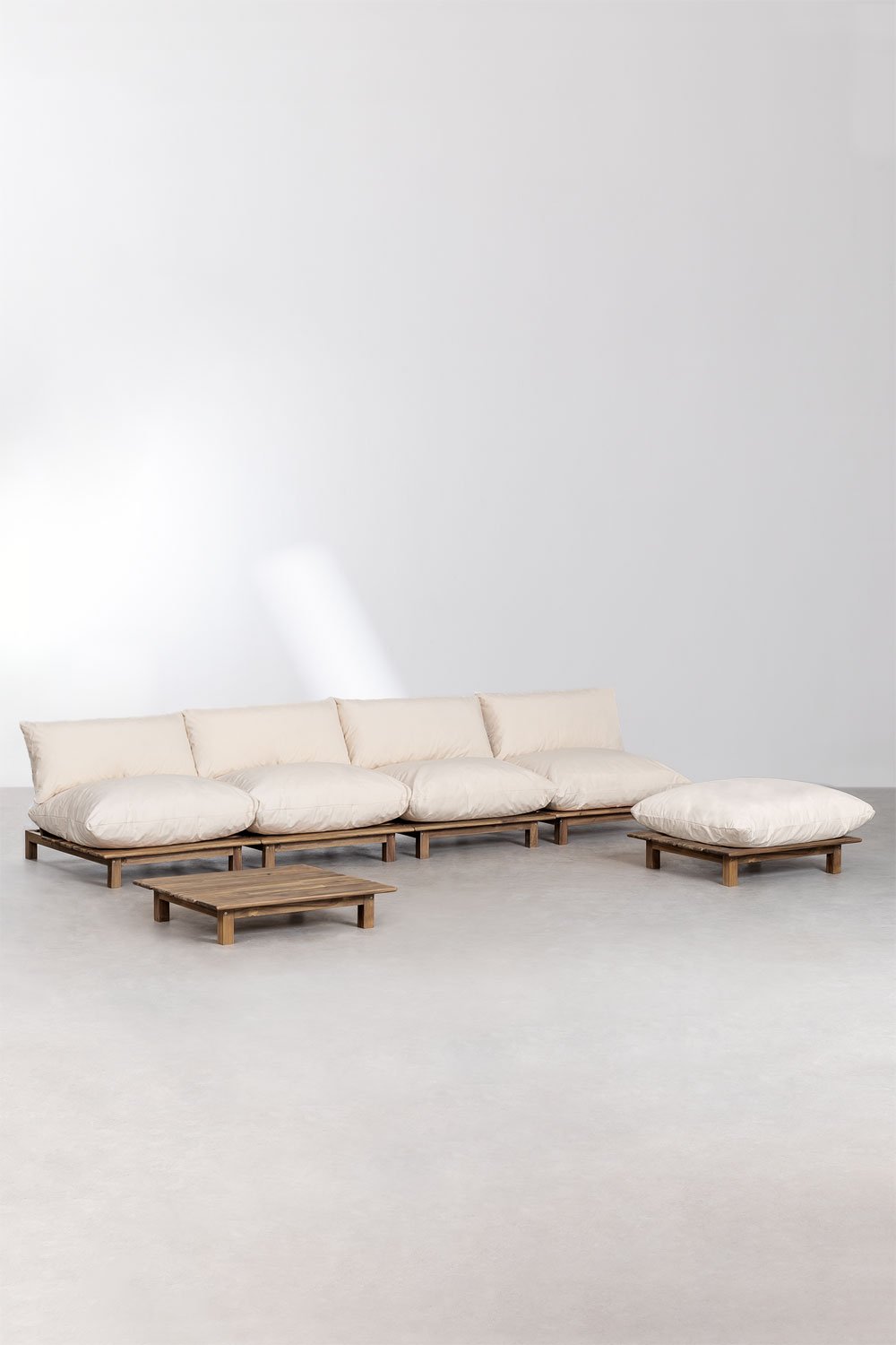 Conjunto de jardín con sofá modular reclinable de 4 piezas, mesa de centro y puff en madera de acacia Brina         , imagen de galería 1