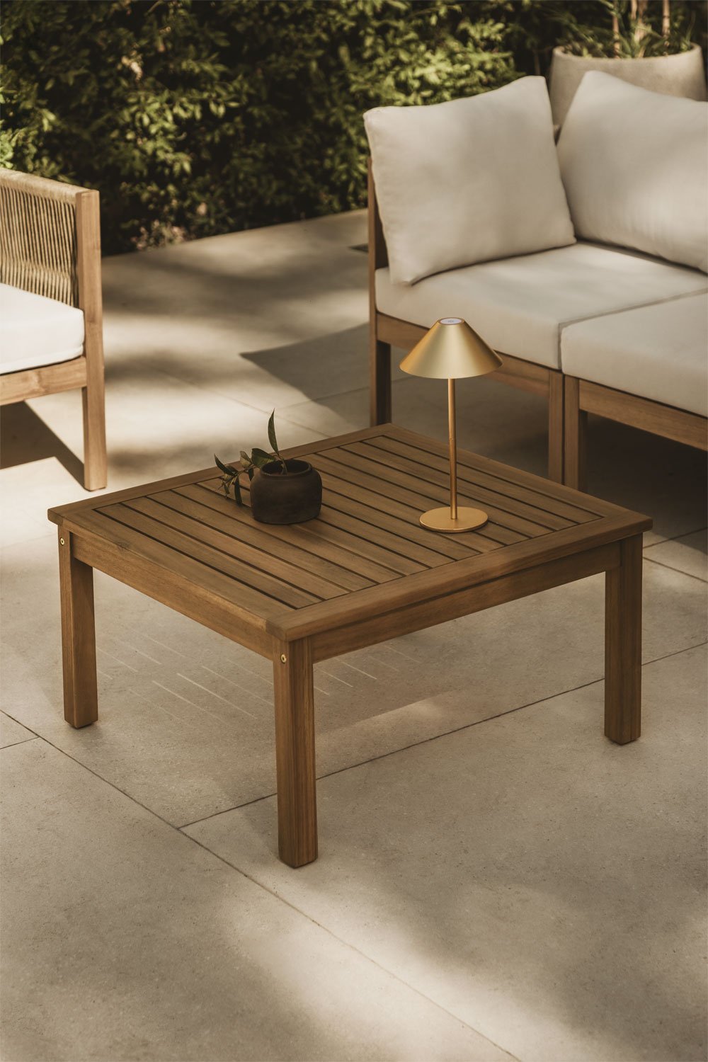 Mesa de centro para jardín cuadrada 65x65 cm en madera de acacia Branson  , imagen de galería 1