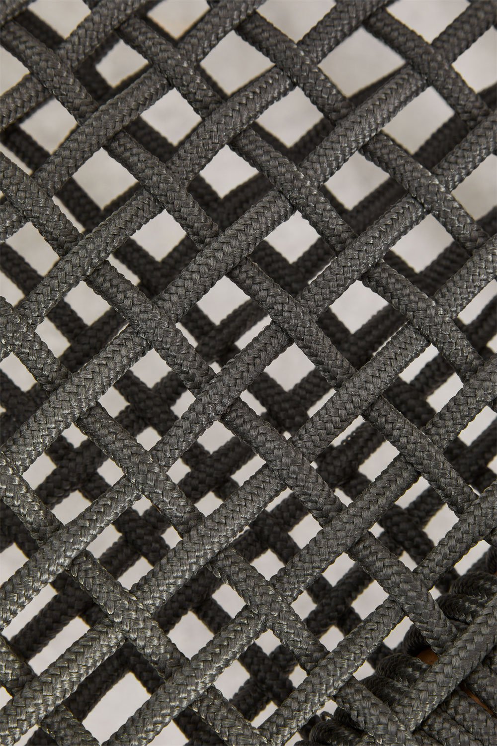 Silla de jardín con reposabrazos en madera de acacia y cuerda trenzada Tenay Classic, imagen de galería 8