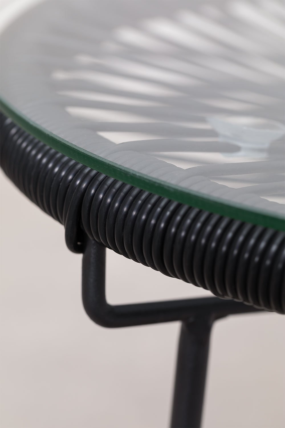 Mesa auxiliar para jardín redonda Ø45 cm en acero y mimbre sintético Acapulco, imagen de galería 4