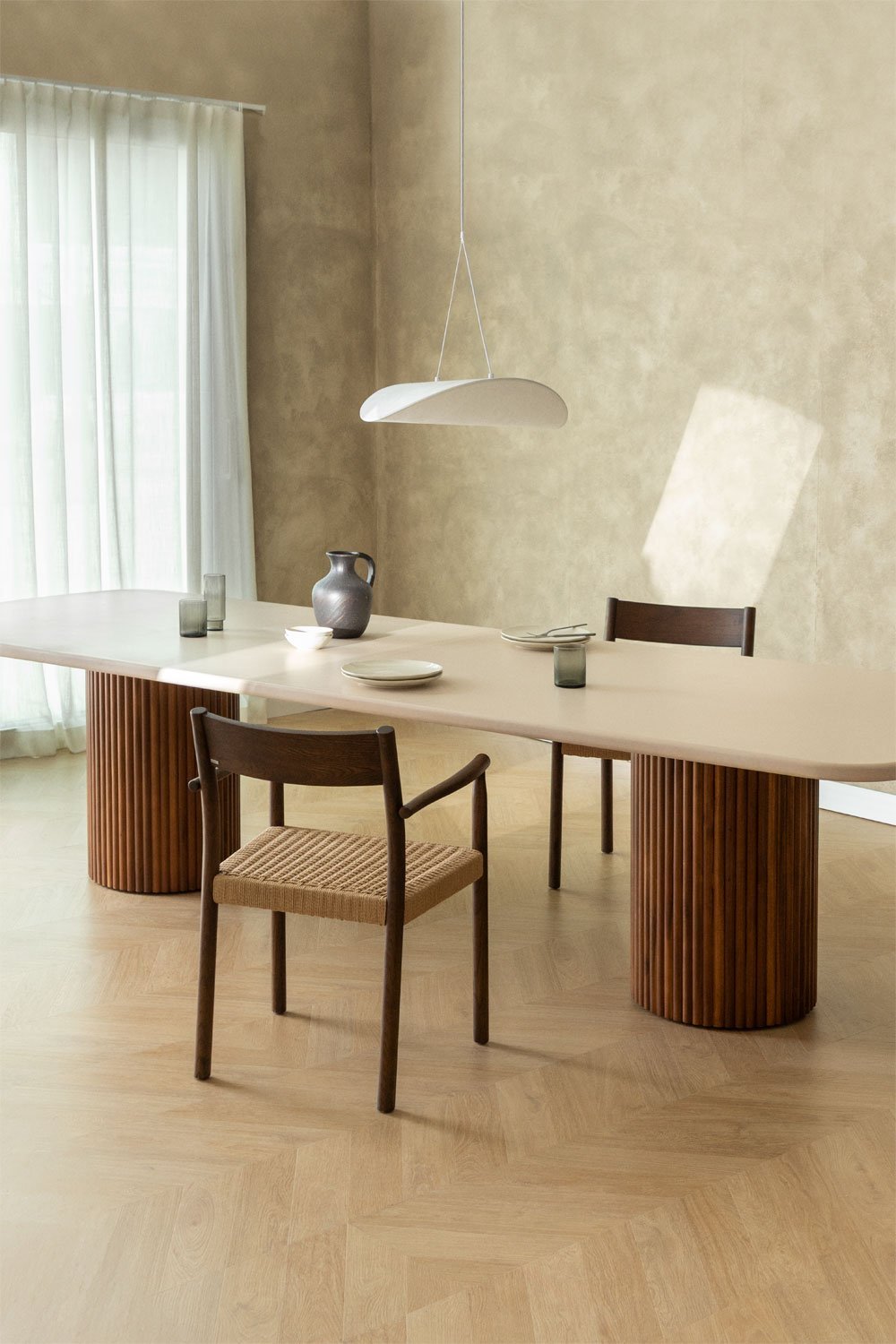 Mesa de comedor rectangular en cemento y madera de acacia Sirvon , imagen de galería 1