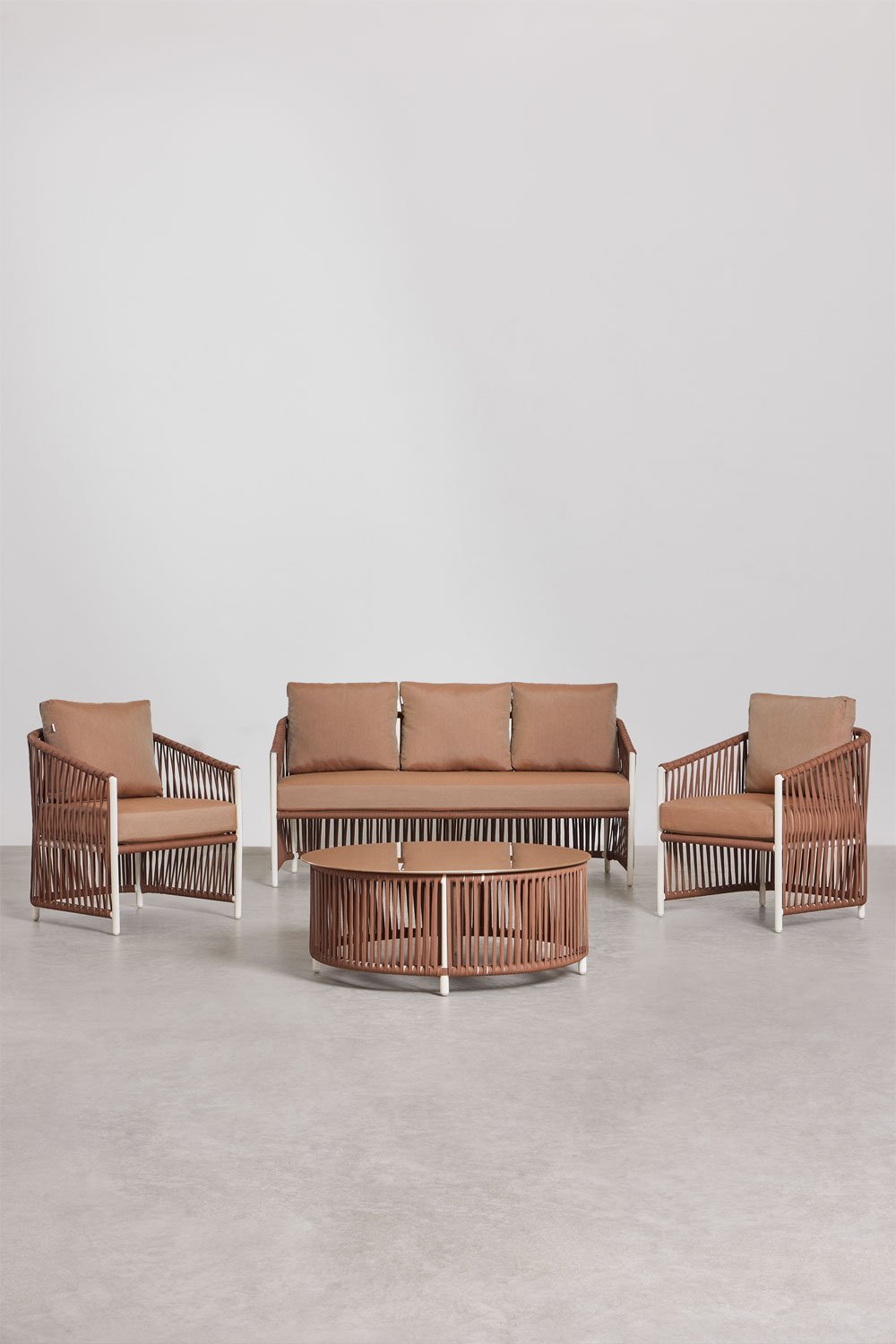 Conjunto de jardín con sofá de 2 plazas, 2 sillones y mesas de centro en aluminio y cuerda trenzada Sophie, imagen de galería 2