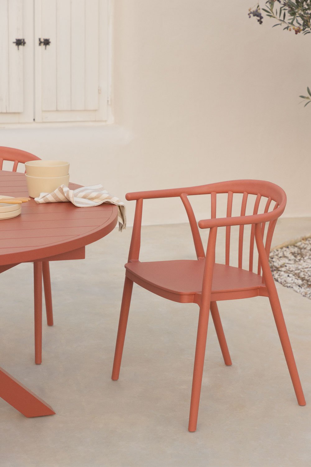 Pack de 6 sillas de jardín apilables con reposabrazos Ivor, imagen de galería 1