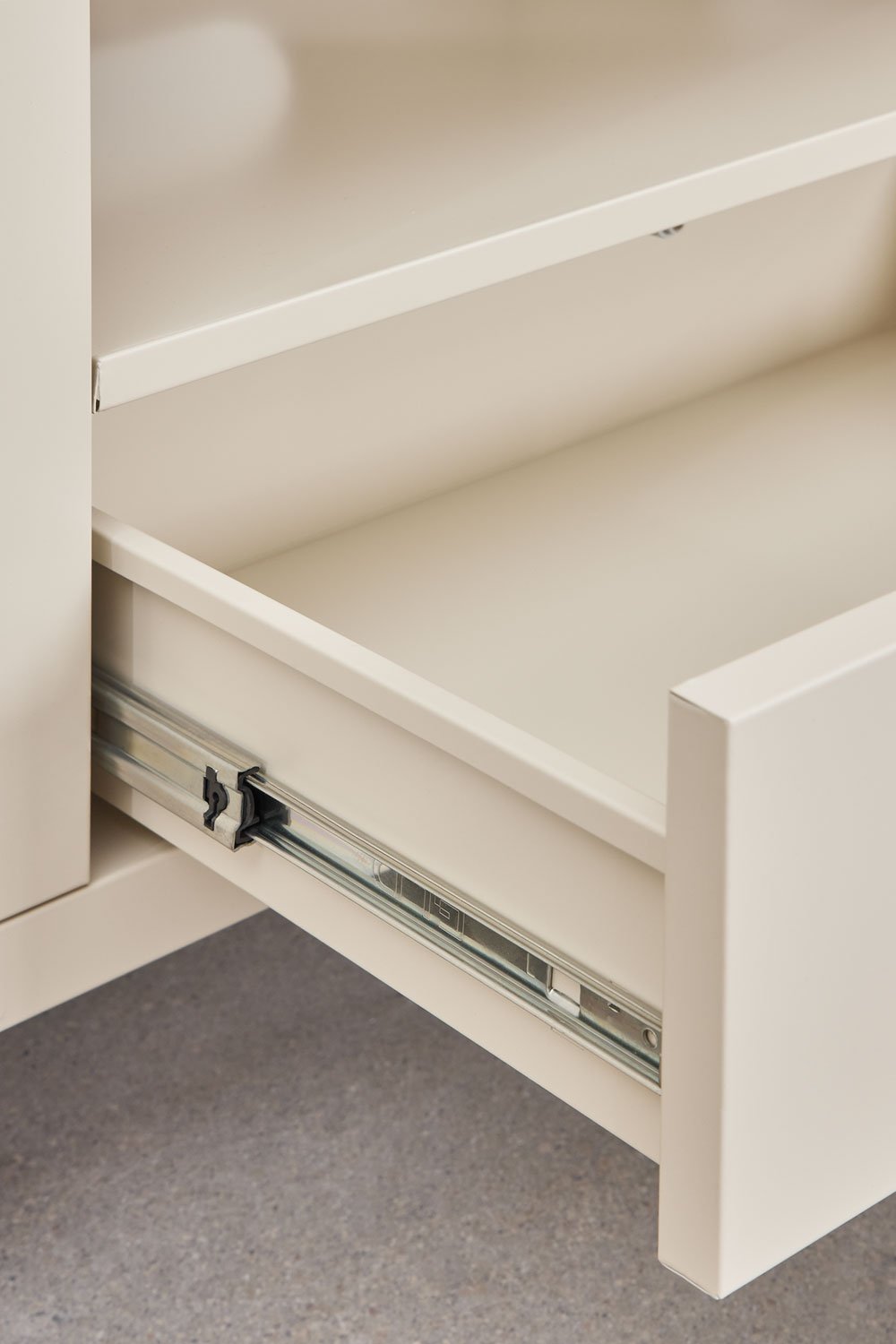 Mueble TV en acero Michigan, imagen de galería 7